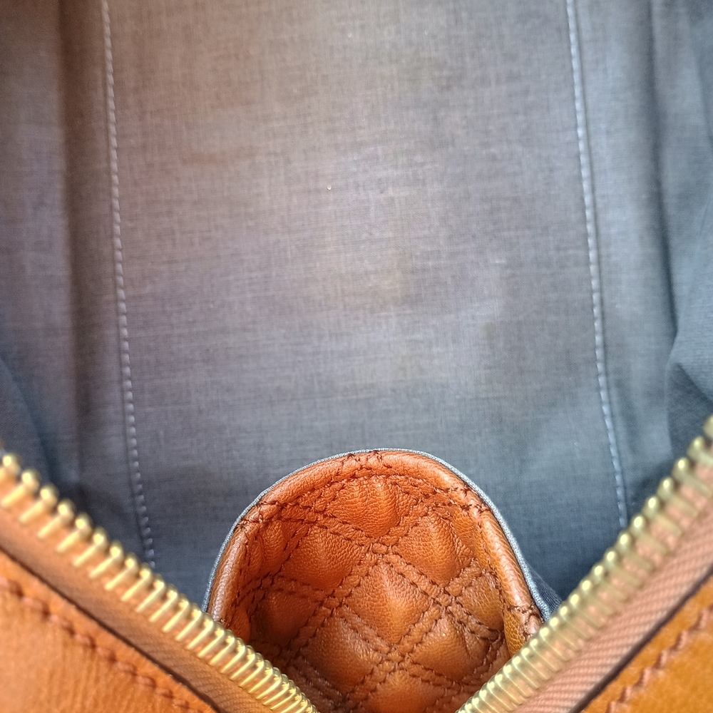 Marc Jacobs 'Emily' Bowler Satchel in Caramel Brown Quilted Leather - Picture 11 of 15